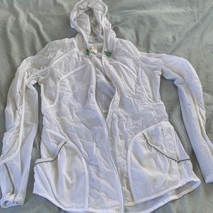 White lululemon running jacket